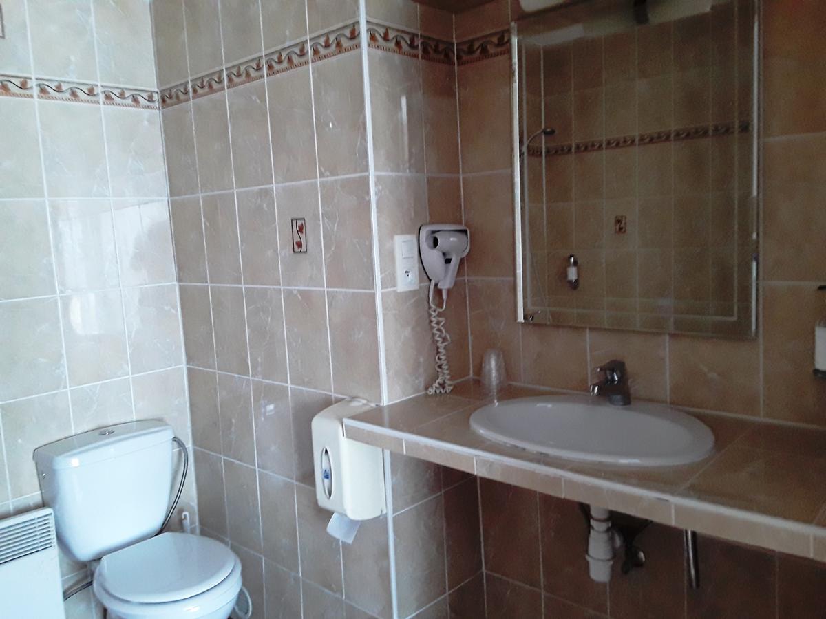 Hotel Evian Express - Terminus Dış mekan fotoğraf